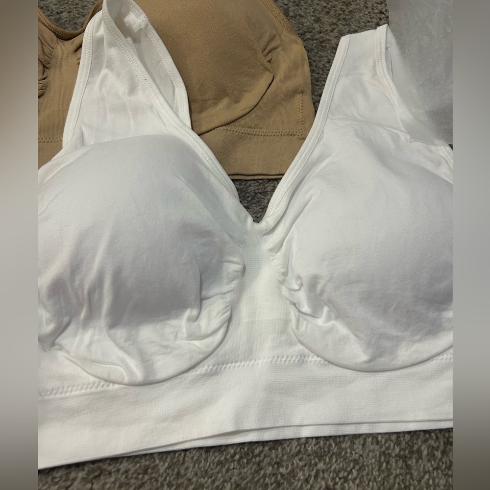 3 Pack Seamless Sports Bras 3 for $23!! - Picture 2 of 5